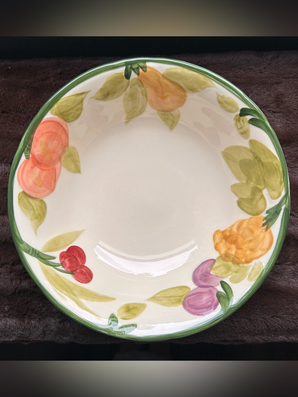 Vintage Franciscan Pottery Fresh Fruit Serving Bowl 8 3/4”